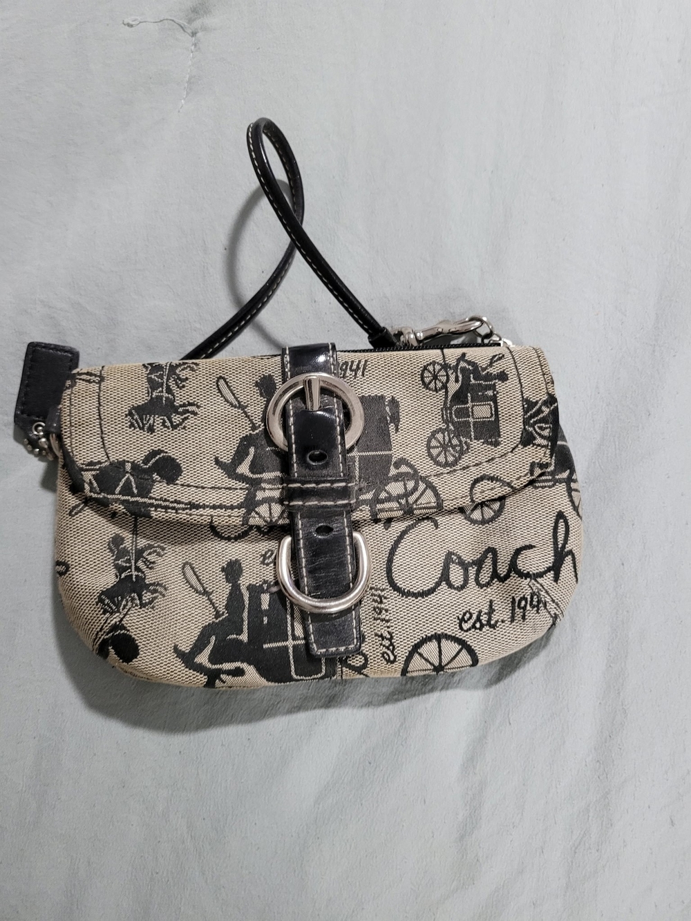 Vintage Coach Heritage Horse Carriage Wristlet Clutch Y2K